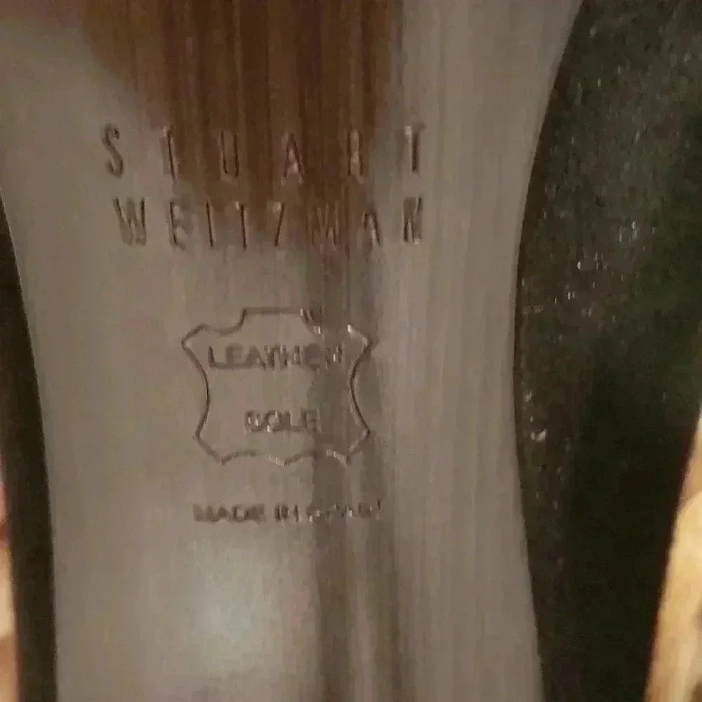 Stuart Weitzman Suede Scalloped Edge Heels - Picture 5 of 11